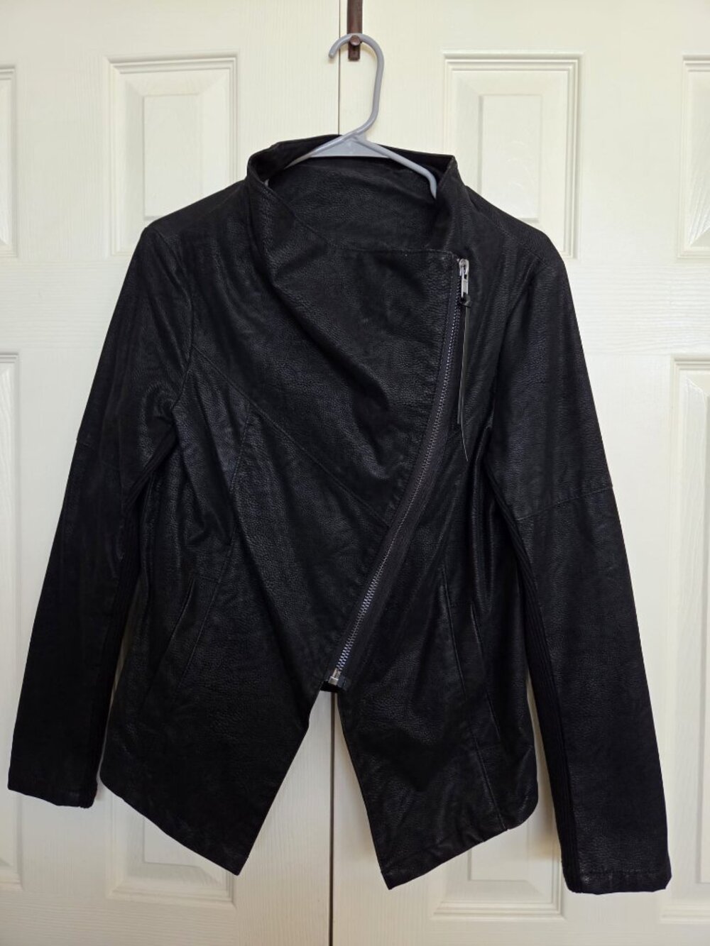 H&M Divided Women's Asymmetrical Zip Faux-Suede Jacket Black Size 8